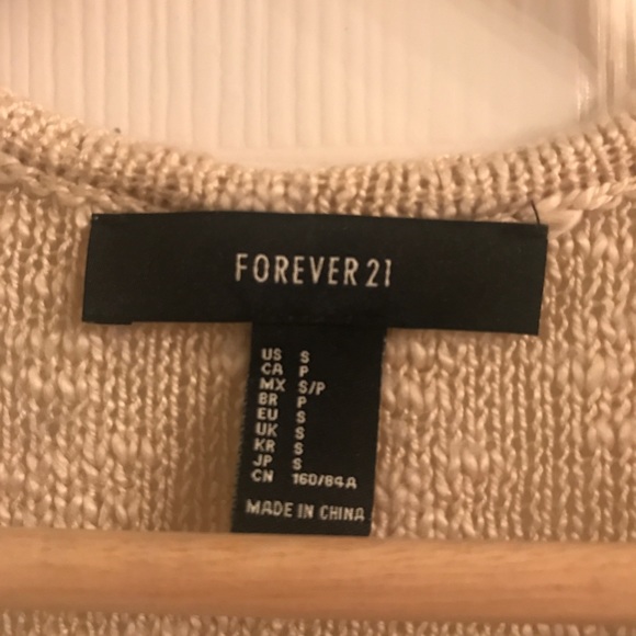 NEVER WORN, In a grew condition! - Picture 4 of 4